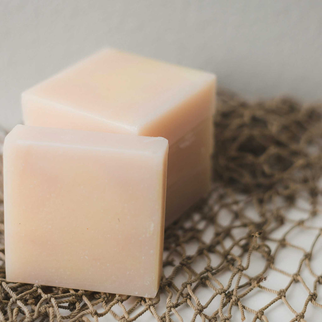 Reviving Tradition for a Greener Future: The Many Advantages of BEE Zero Waste Bar Soaps